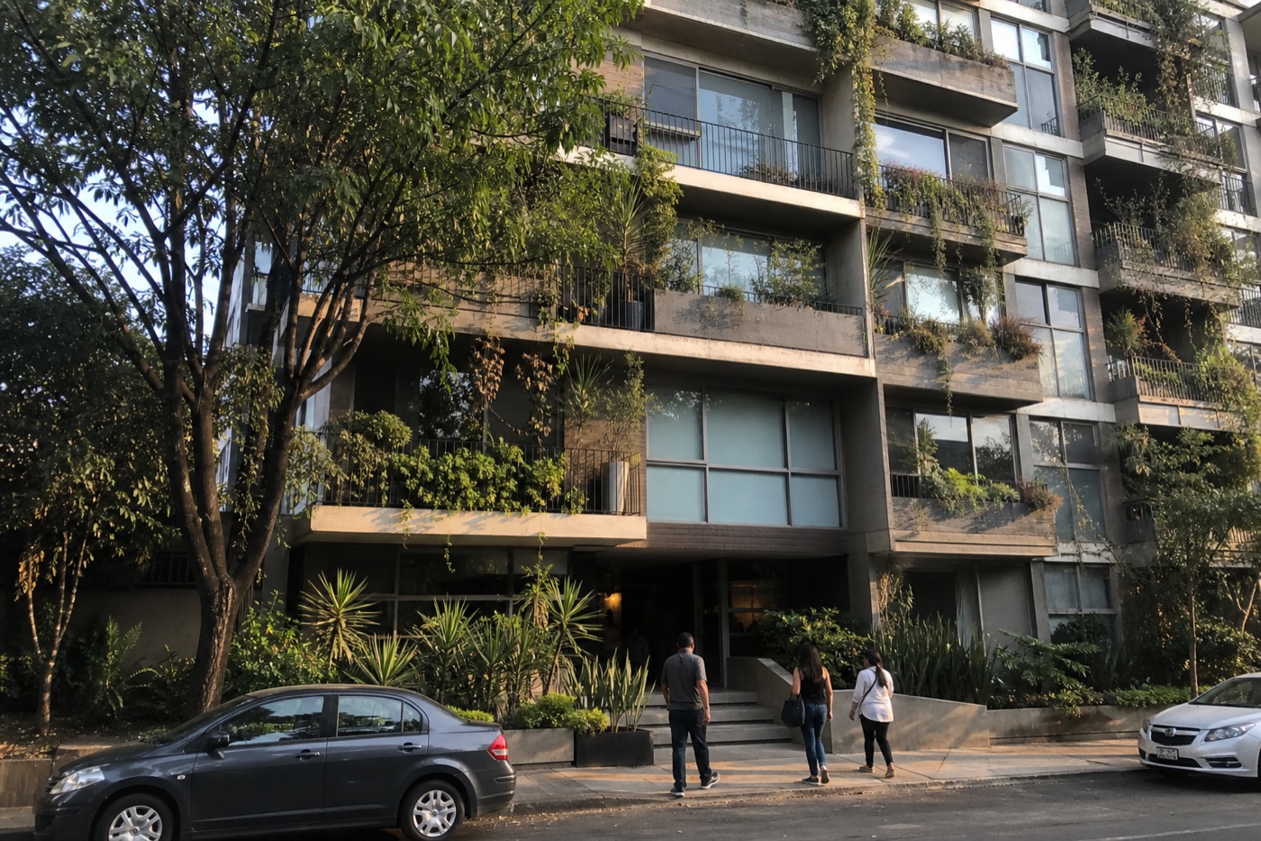 Edificio de departamentos moderno en la Ciudad de México